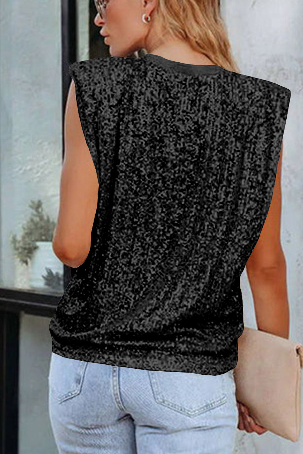 Black Apricot Sequin Round Neck Tank Top