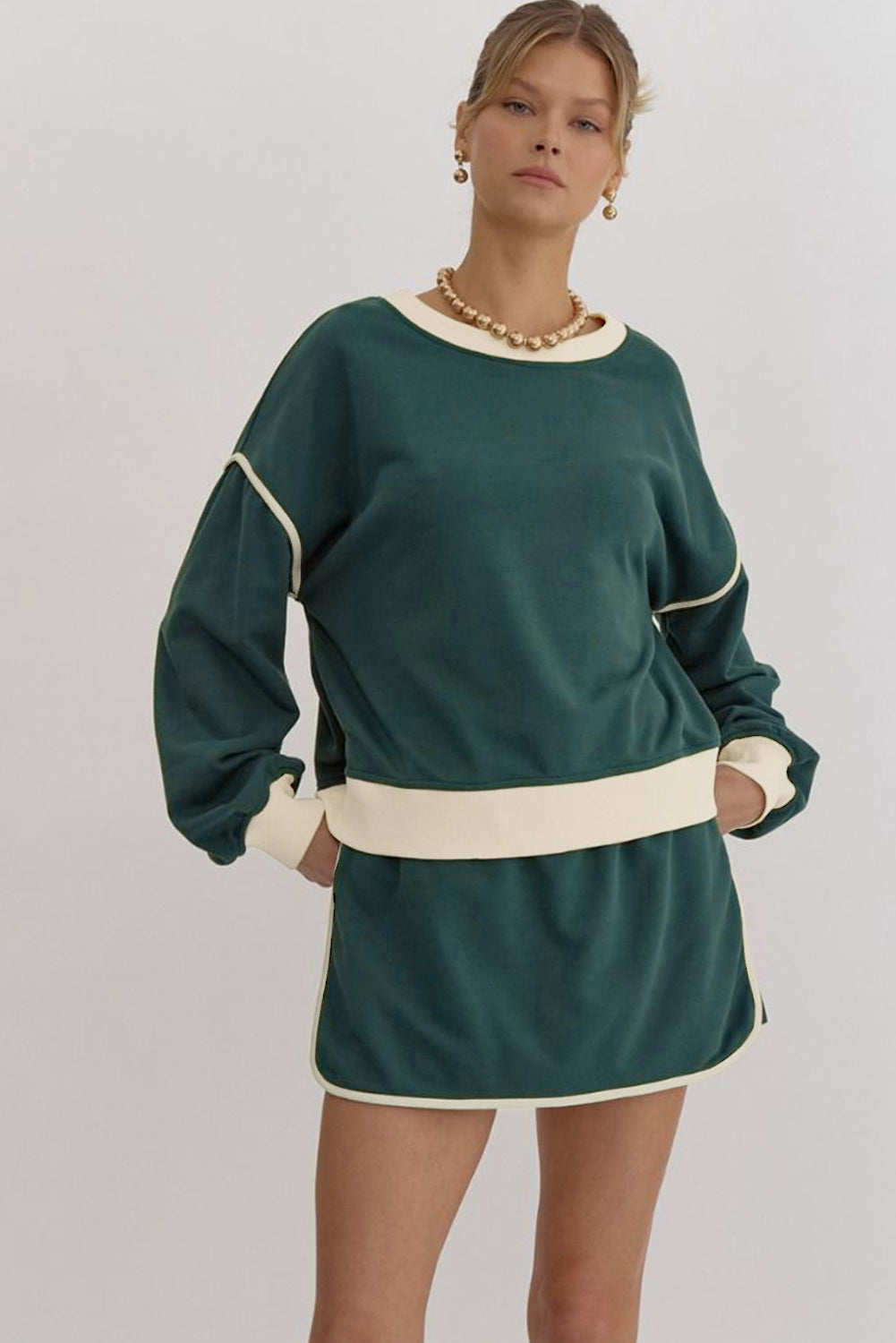 Coffee Color Contrast Loose Pullover and Lace-up Waist Skort Set